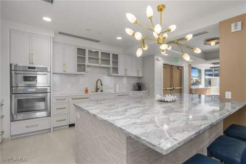 4005 Gulf Shore Blvd N 1405, Naples FL - photo 18 of 31