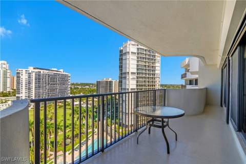4005 Gulf Shore Blvd N 1405, Naples FL - photo 24 of 31
