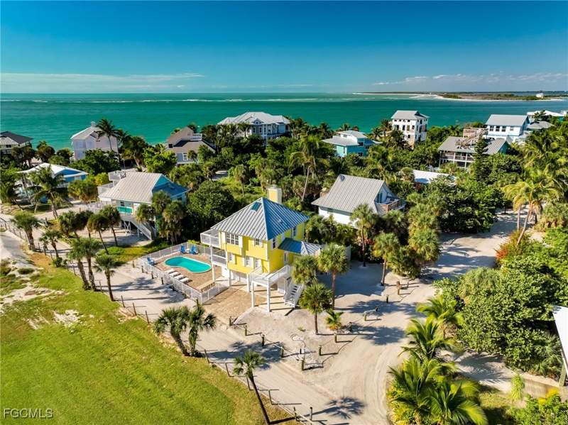 2 bedroom SingleFamilyResidence at 210 White Pelican Dr, North Captiva Sands, Upper Captiva — photo 4