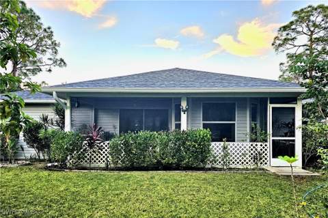 2505 9th St W, Lehigh Acres FL - photo 6 of 39