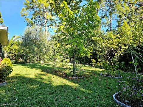 2505 9th St W, Lehigh Acres FL - photo 9 of 39