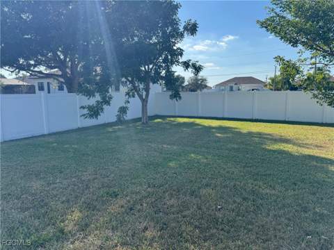 202 NW 27th Ave, Cape Coral FL - photo 8 of 9
