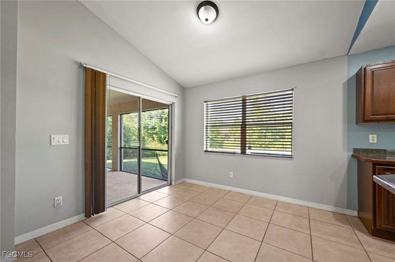 3 bedroom SingleFamilyResidence at 723 Newell St E, Lehigh Acres, Lehigh Acres — photo 4