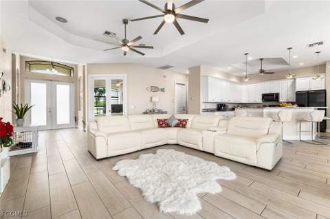 302 NW 32nd Pl, Cape Coral FL - photo 12 of 45