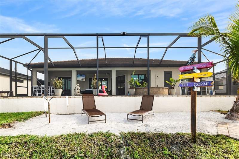 3 bedroom SingleFamilyResidence at 302 NW 32nd Pl, Cape Coral, Cape Coral — photo 2