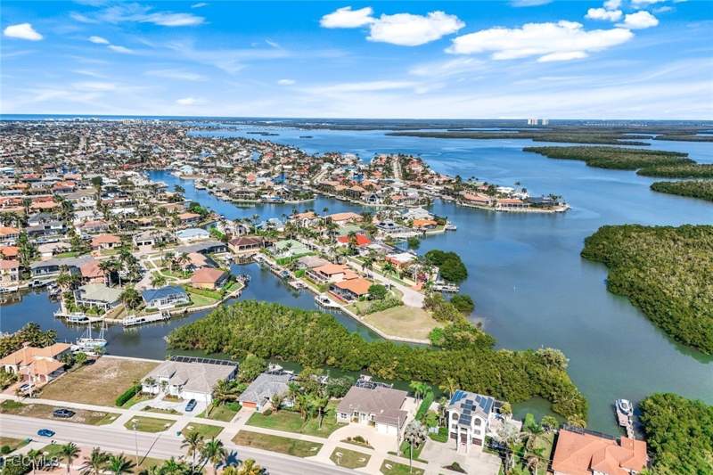 3 bedroom SingleFamilyResidence at 1978 San Marco Rd, Marco Beach, Marco Island — photo 2