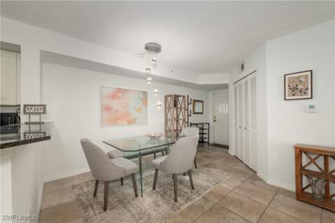 8290 Ibis Club Ln 902, Naples FL - photo 14 of 38