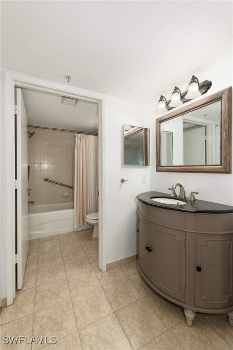 8290 Ibis Club Ln 902, Naples FL - photo 20 of 38