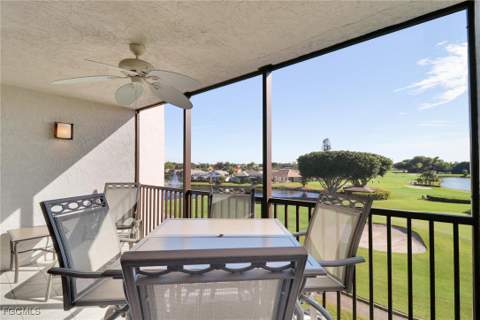 4604 Flagship Dr 305, Fort Myers FL - photo 10 of 45
