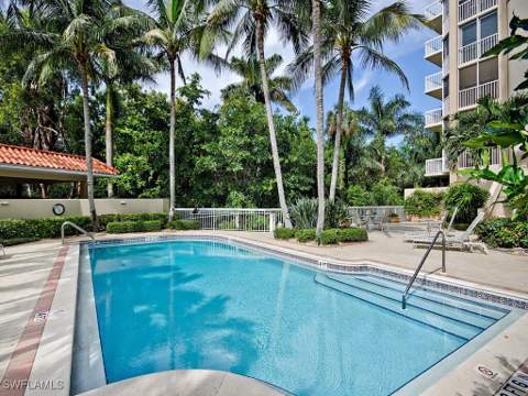 6585 Nicholas Blvd 1102, Naples FL - photo 18 of 30