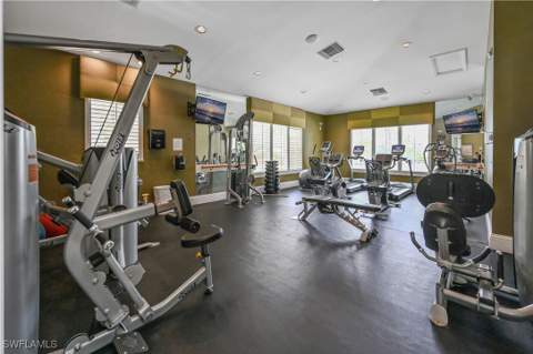 7915 Mahogany Run Ln 1115, Naples FL - photo 14 of 39