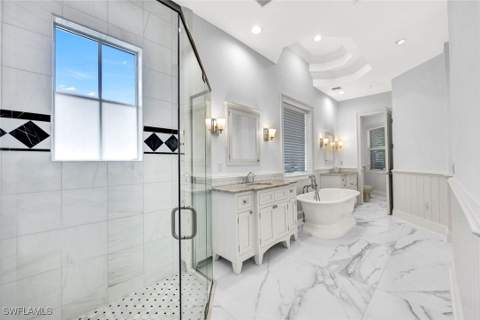 699 Fairway Ter, Naples FL - photo 20 of 46