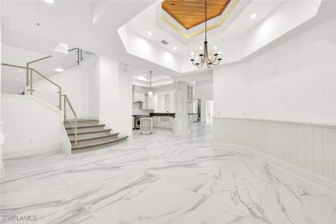 699 Fairway Ter, Naples FL - photo 8 of 46