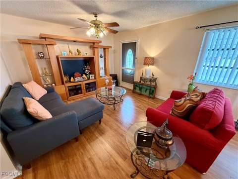7 Desert Candle Cir, Lehigh Acres FL - photo 11 of 18