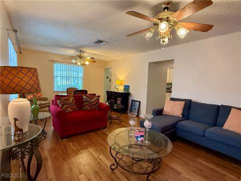 7 Desert Candle Cir, Lehigh Acres FL - photo 13 of 18
