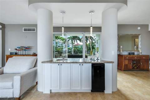 700 La Peninsula Blvd 206, Naples FL - photo 10 of 47
