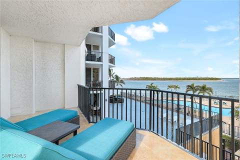 700 La Peninsula Blvd 206, Naples FL - photo 20 of 47
