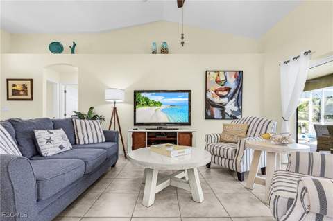 3433 SW 7th Ln, Cape Coral FL - photo 8 of 28