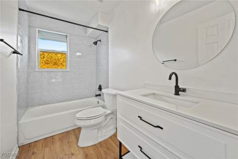 1570 Avion Pl, Naples FL - photo 20 of 31