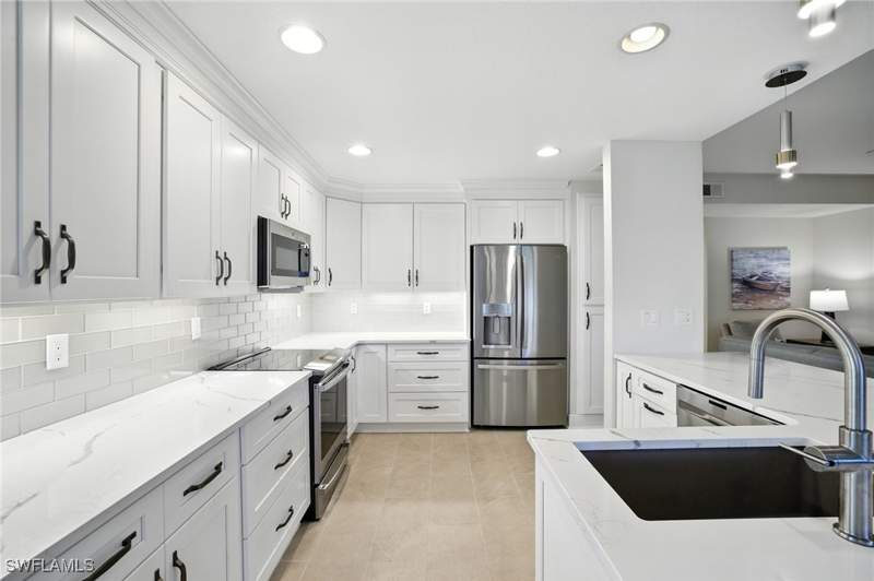 3 bedroom Condominium at 19530 Marsh Point Run 102, Turtle Point, Estero — photo 3
