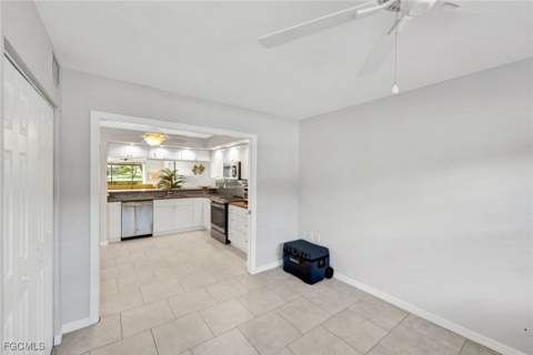 16478 Timberlakes Dr 103, Fort Myers FL - photo 23 of 41