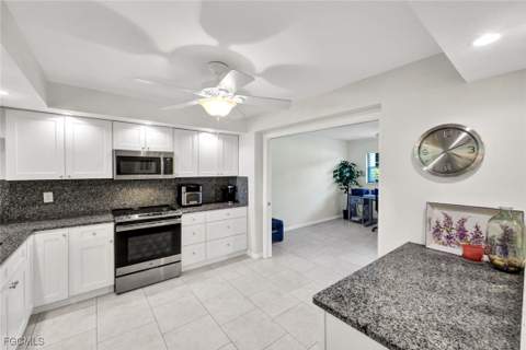 16478 Timberlakes Dr 103, Fort Myers FL - photo 7 of 41