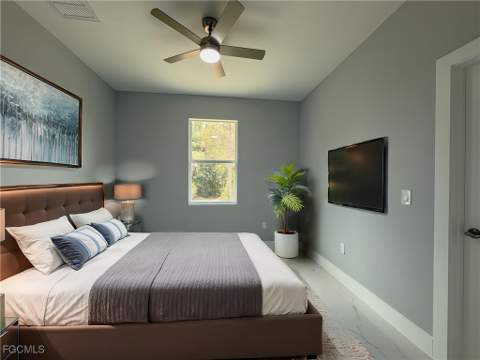 6137 Higgins Ave, Fort Myers FL - photo 19 of 32