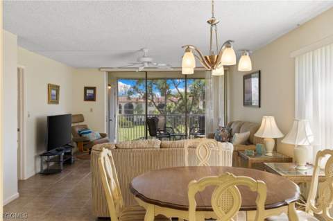1087 Forest Lakes Dr 1-309, Naples FL - photo 15 of 45