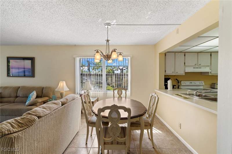 2 bedroom Condominium at 1087 Forest Lakes Dr 1-309, Forest Lakes, Naples — photo 4