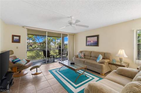 1087 Forest Lakes Dr 1-309, Naples FL - photo 6 of 45