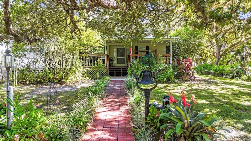 3 bedroom SingleFamilyResidence at 1432 Silver Lake Rd, Muse, Labelle — photo 4