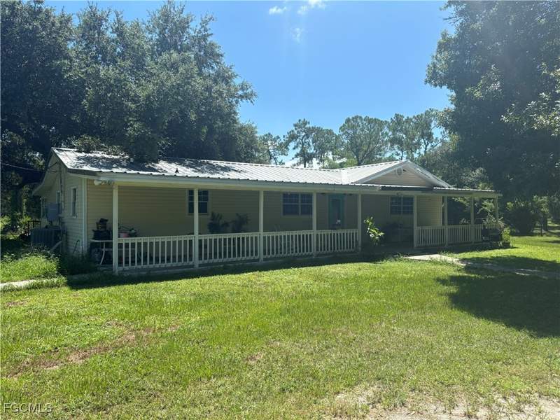 3 bedroom SingleFamilyResidence at 1451 Pollywog DR, HIGH PINES ESTATES, Labelle — photo 1