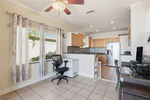 1624 Emerald Cove Dr, Cape Coral FL - photo 14 of 46