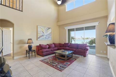 1624 Emerald Cove Dr, Cape Coral FL - photo 9 of 46