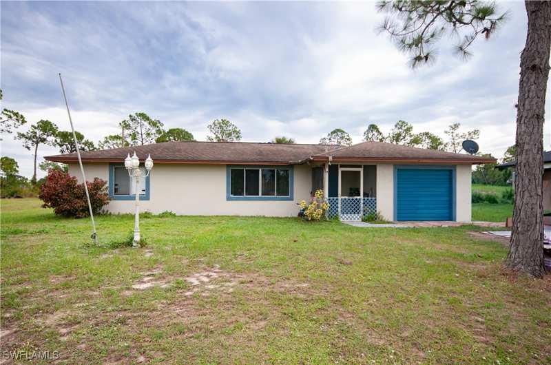 3 bedroom SingleFamilyResidence at 404 Irving Ave, Lehigh Acres, Lehigh Acres — photo 1