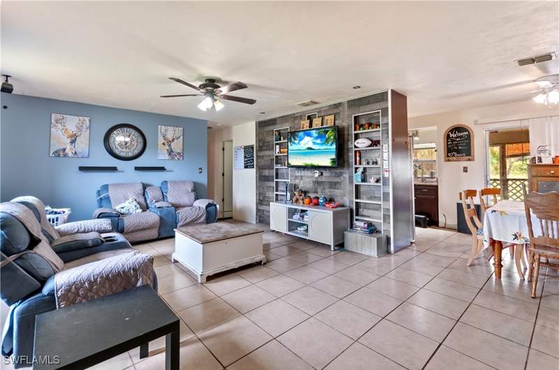 3 bedroom SingleFamilyResidence at 404 Irving Ave, Lehigh Acres, Lehigh Acres — photo 2