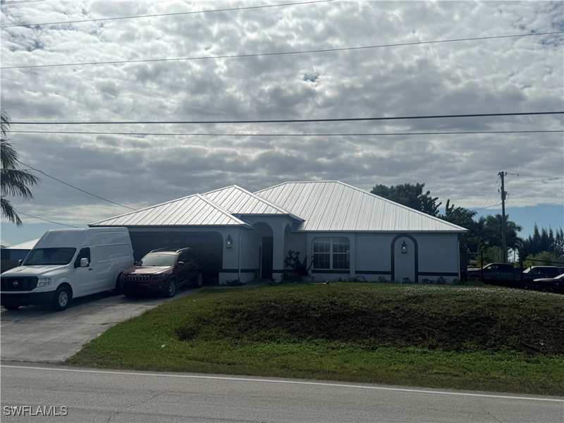 3 bedroom SingleFamilyResidence at 1818 Embers Pkwy W, Cape Coral, Cape Coral — photo 1