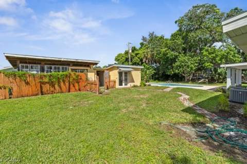 4970 Riverside Dr, Estero FL - photo 14 of 35