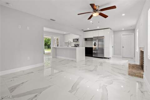 4970 Riverside Dr, Estero FL - photo 9 of 35