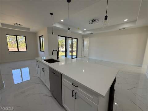 716 Castlestone Ave S, Lehigh Acres FL - photo 13 of 49