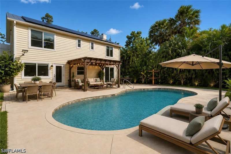 5 bedroom SingleFamilyResidence at 5092 Boxwood Way, Logan Woods, Naples — photo 1