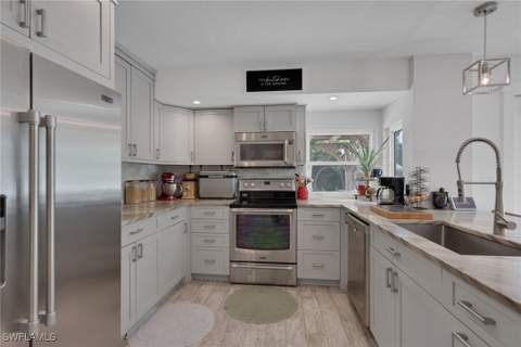 5092 Boxwood Way, Naples FL - photo 12 of 50