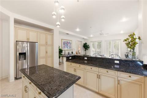 2843 Tiburon Blvd E 7-102, Naples FL - photo 14 of 49