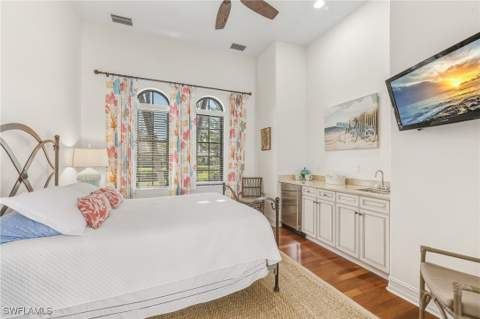 7749 Classics Dr, Naples FL - photo 15 of 40