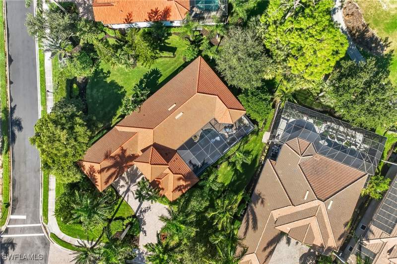4 bedroom SingleFamilyResidence at 7749 Classics Dr, Classics Plantation Estates, Naples — photo 2