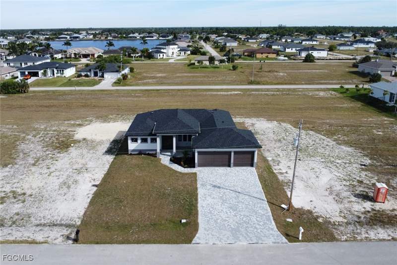 3 bedroom SingleFamilyResidence at 3503 NW 45th Pl, Cape Coral, Cape Coral — photo 3