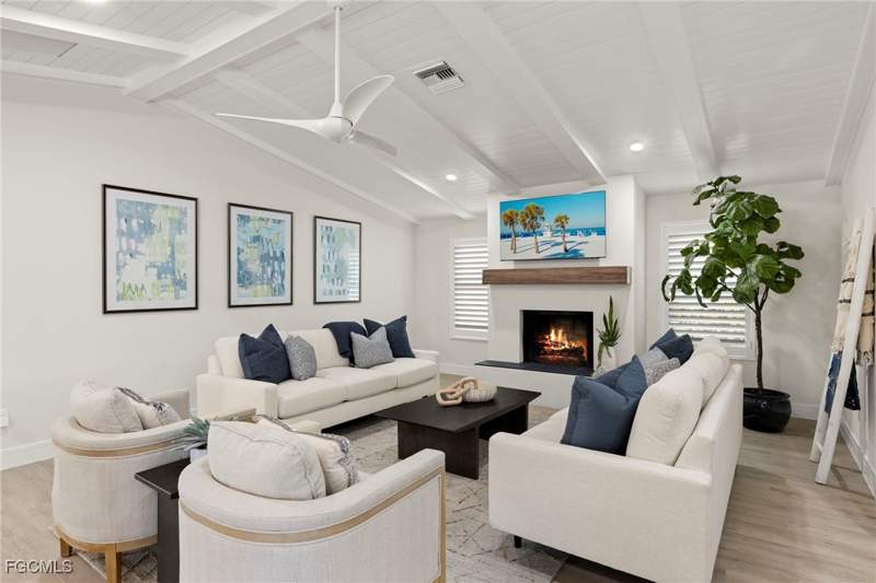 4 bedroom SingleFamilyResidence at 930 Kings Crown Dr, Shell Harbor, Sanibel — photo 5