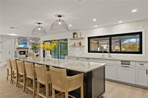 930 Kings Crown Dr, Sanibel FL - photo 9 of 50