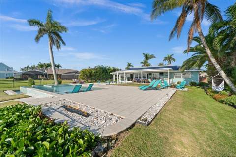 3305 SE 22nd Pl, Cape Coral FL - photo 17 of 35