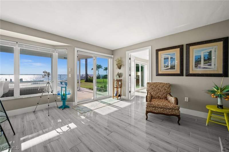 4 bedroom SingleFamilyResidence at 3305 SE 22nd Pl, Cape Coral, Cape Coral — photo 5